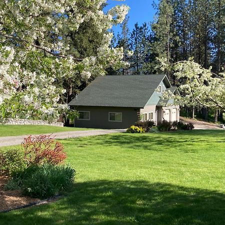 Hideaway Ranch Pensionat Bonners Ferry Exteriör bild